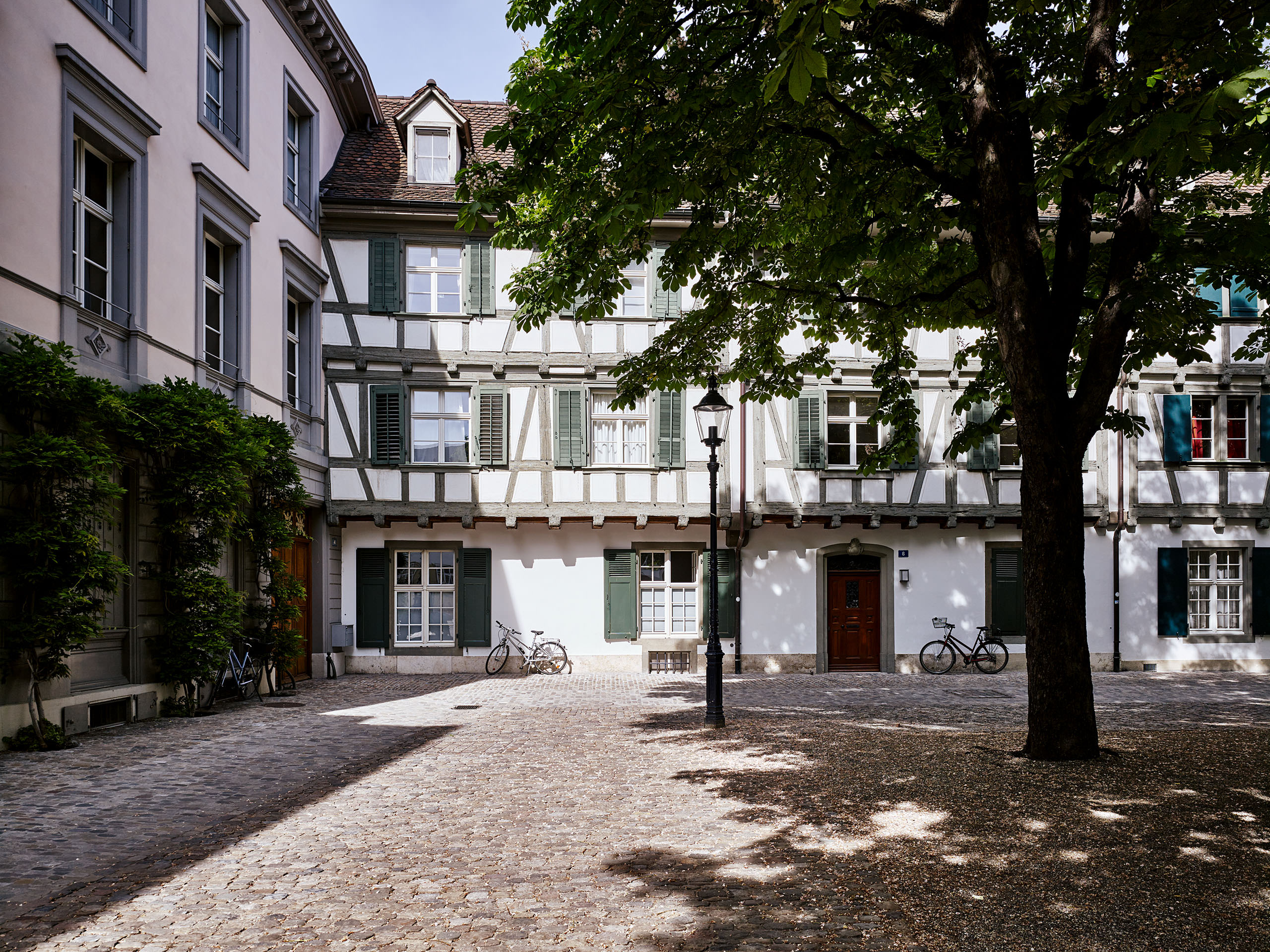 E12411 Alpa 050659 j2560